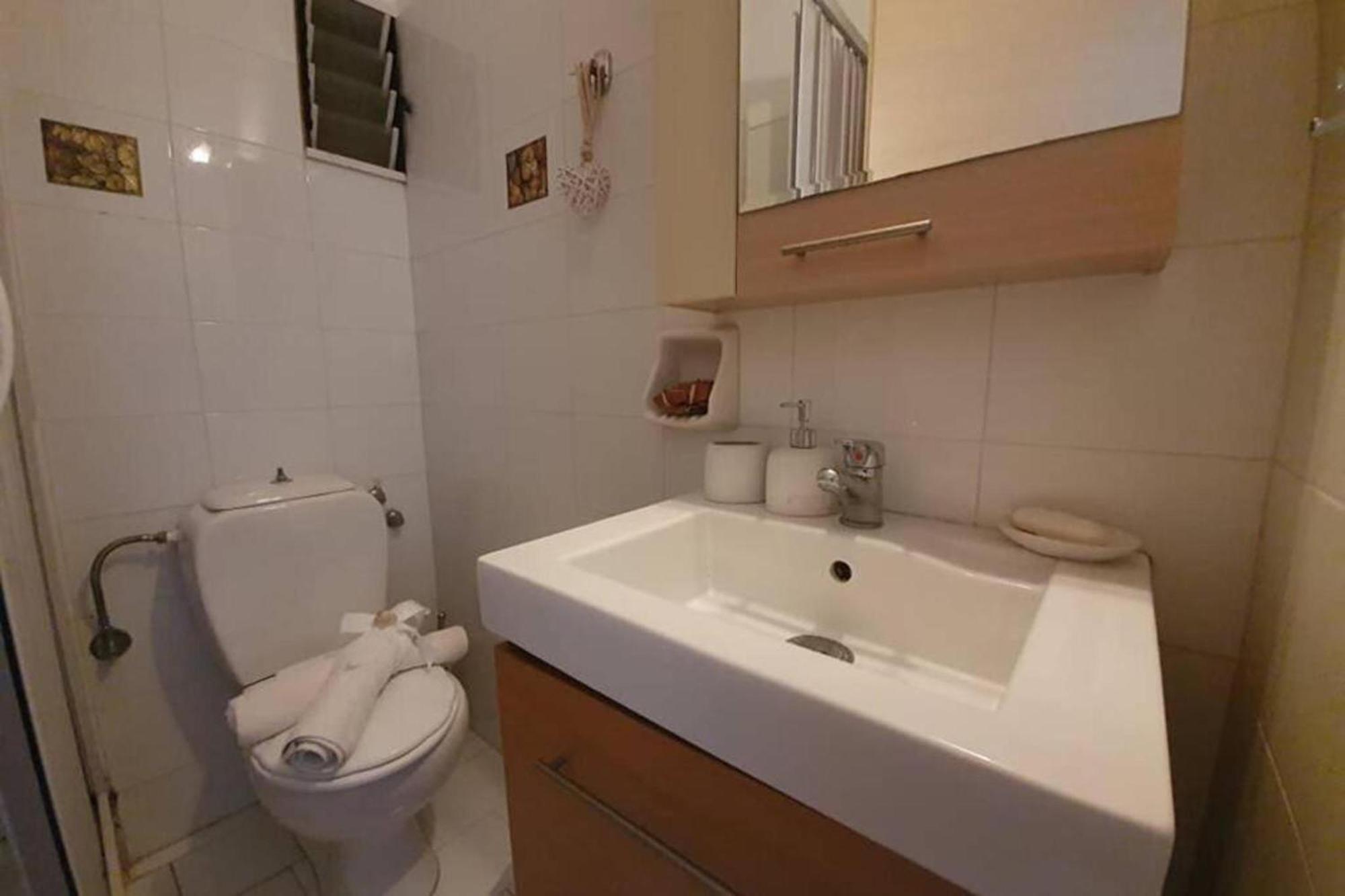Amarantou Apartment - Rhodes City Center 外观 照片